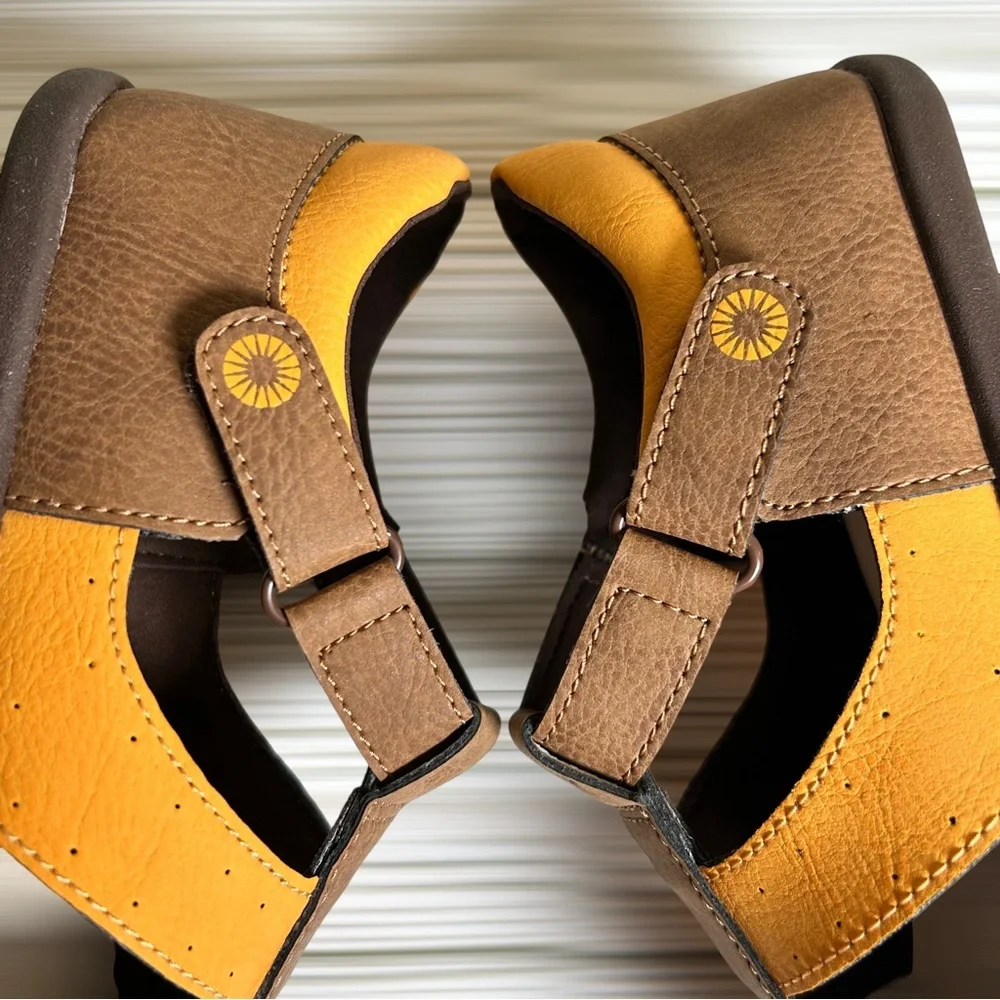UGG Kids Sandals Size 12 Kylo Fisherman New